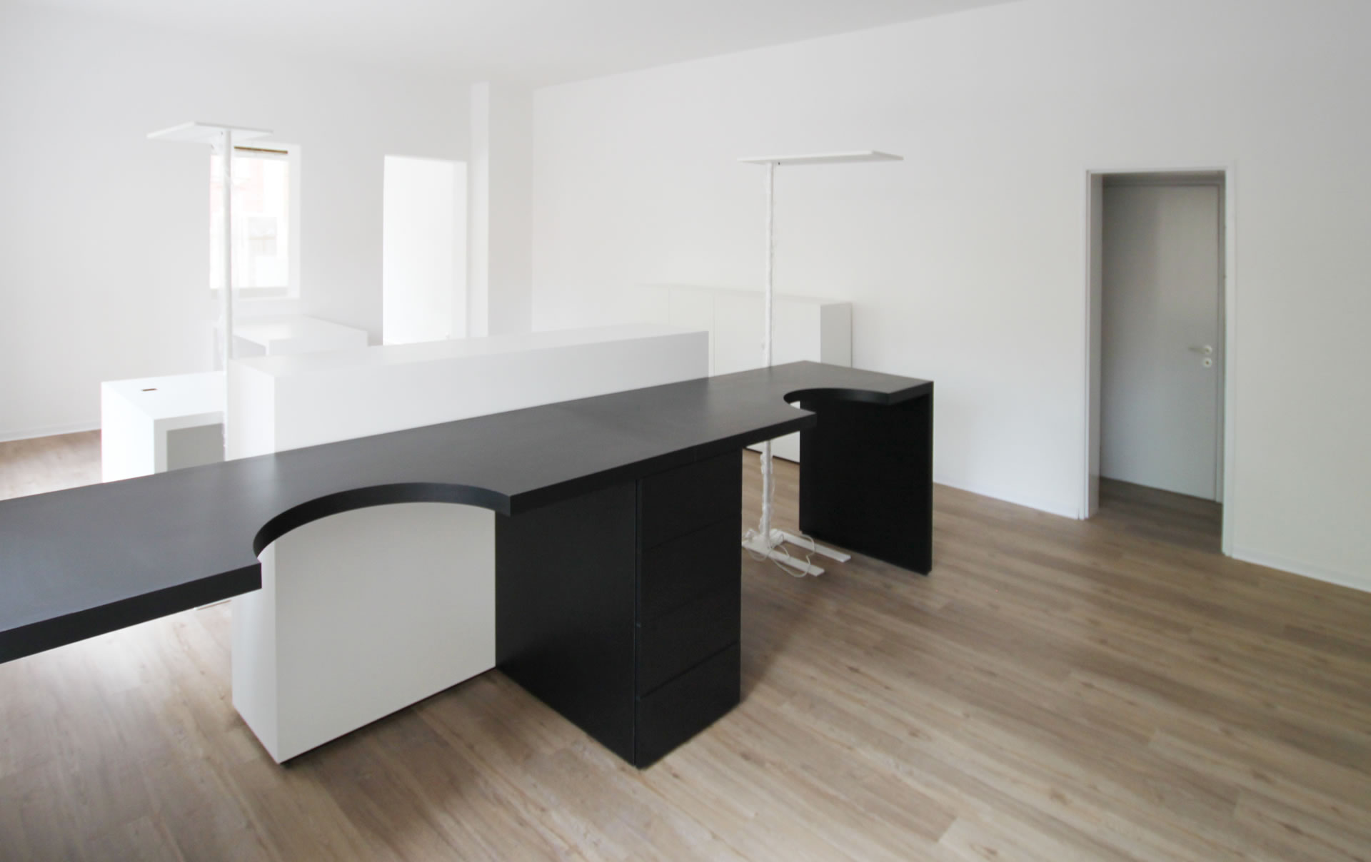 architektur modern schwarz weiss futuristisch rechteck felix schwake