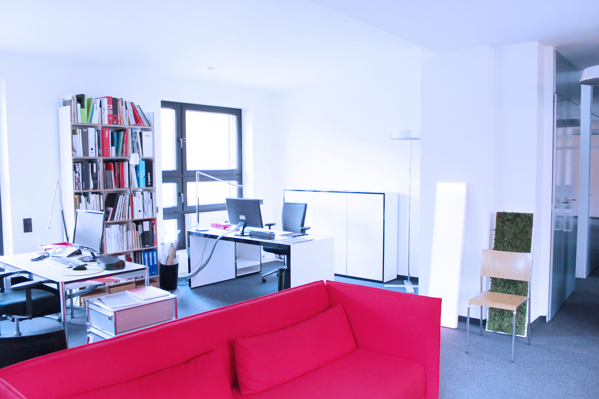 bueromoebel modern design weiss eckig office freiraum muenster 2