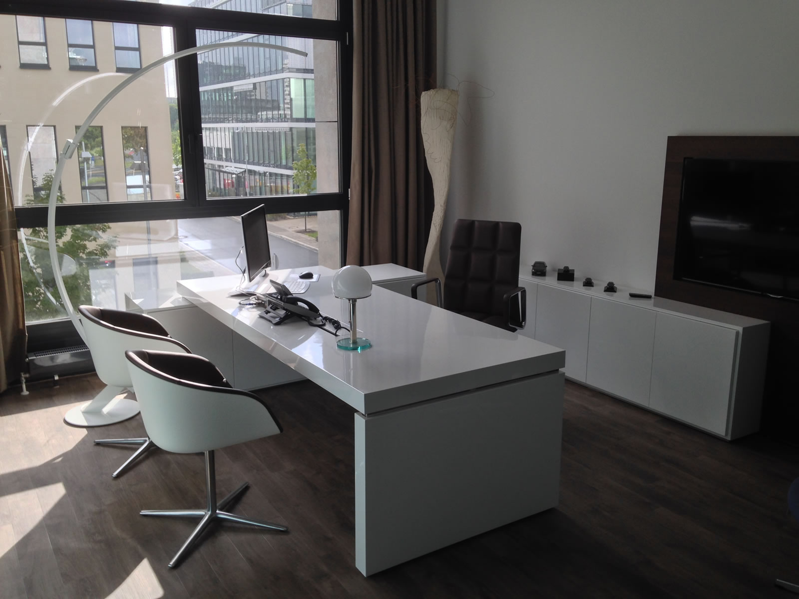 chefzimmer schreibtisch moebelhaendler bsk nuernberg designmoebel design modern rechteck 10