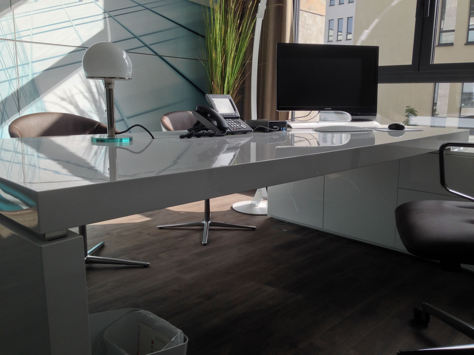 chefzimmer schreibtisch moebelhaendler bsk nuernberg designmoebel design modern rechteck 7