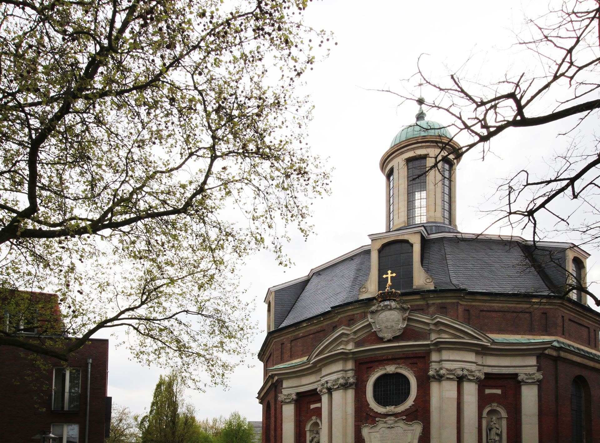 designmoebel nrw designer laden geschaeft weisse architektur