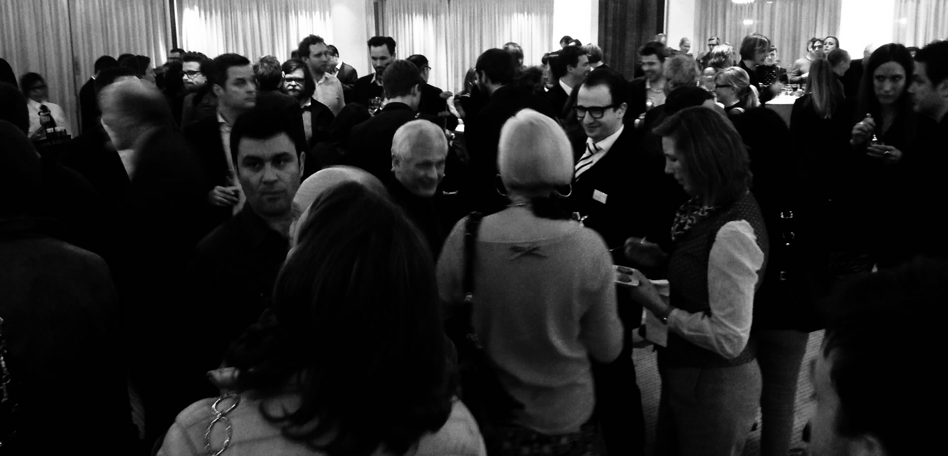 designpreis designer felix schwake designaward 2014 designmoebel rechteck 1