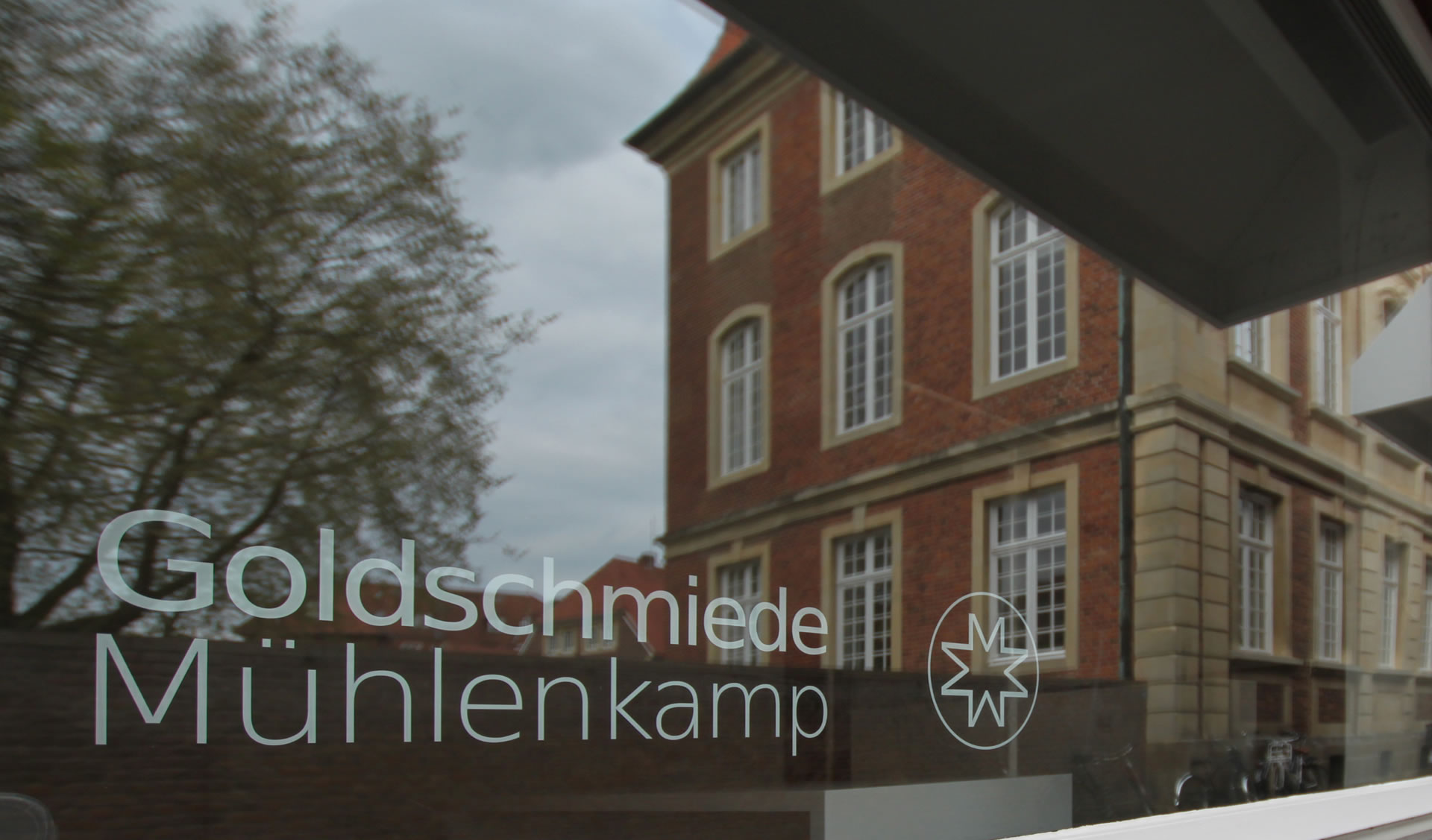 einrichtung weiss goldschmiede muenster ausbau luxus lack rechteck felix schwake