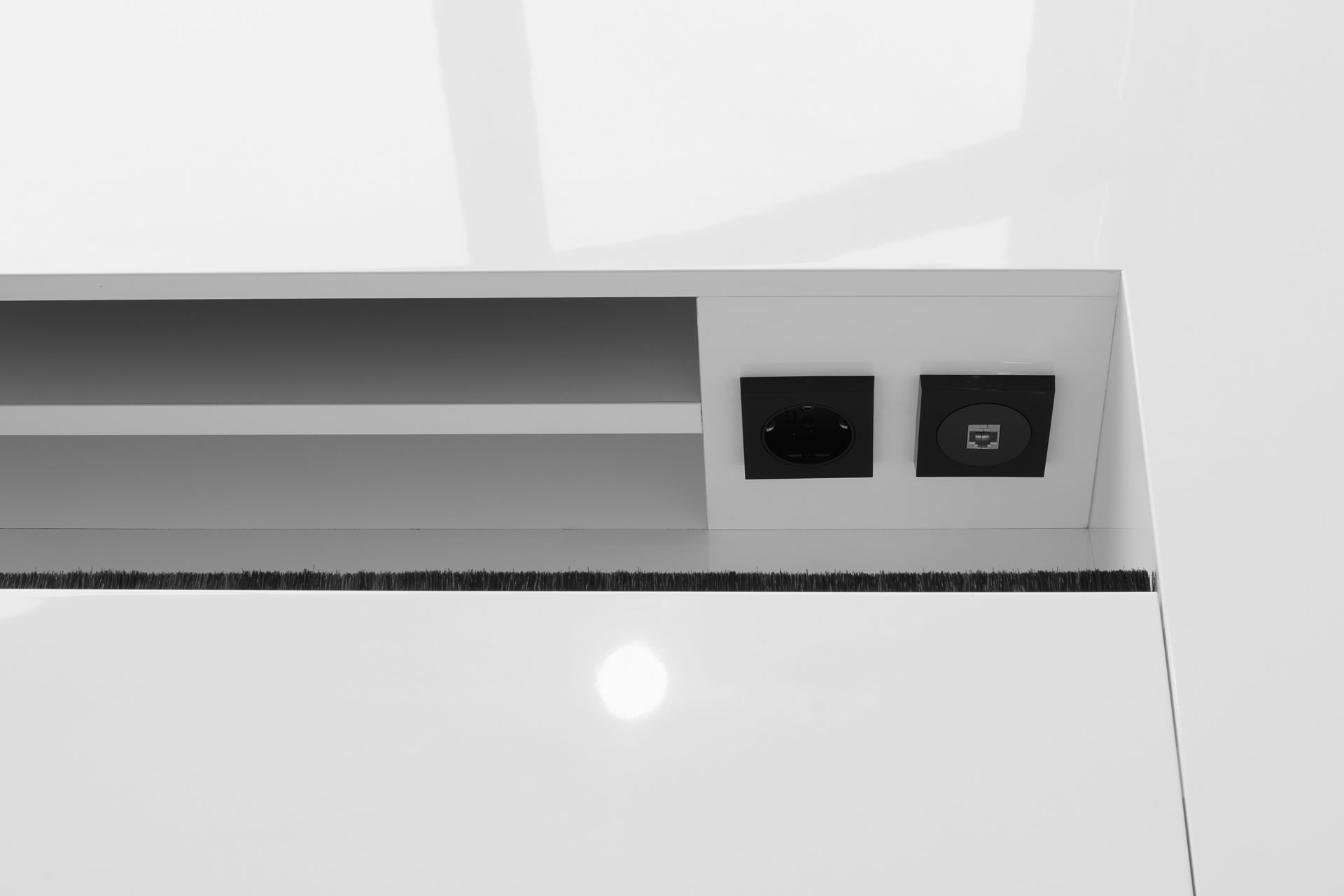 schreibtisch kabelkanal geheimfach weiss hochglanz lack modern bsk nuernberg designmoebel