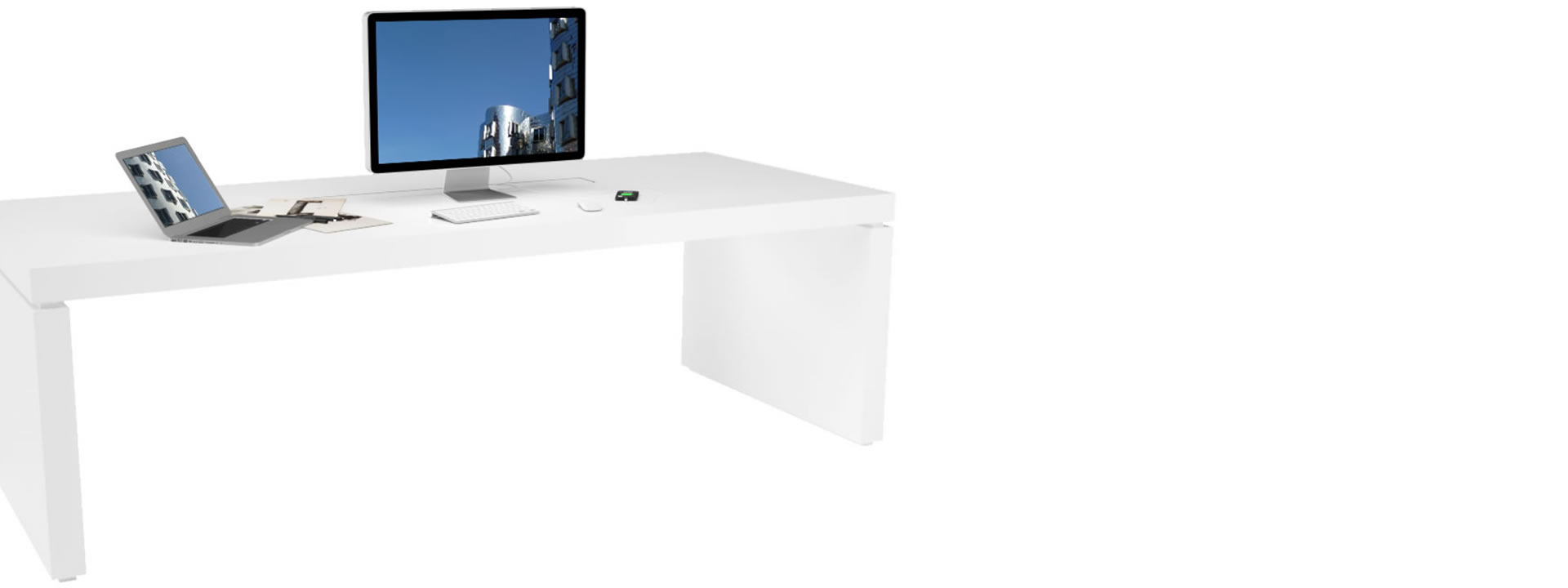 wei&szlig;er chefschreibtisch